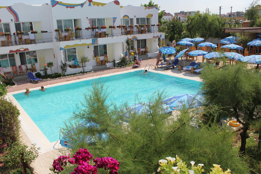 Hotel Laguna Вама-Веке Экстерьер фото
